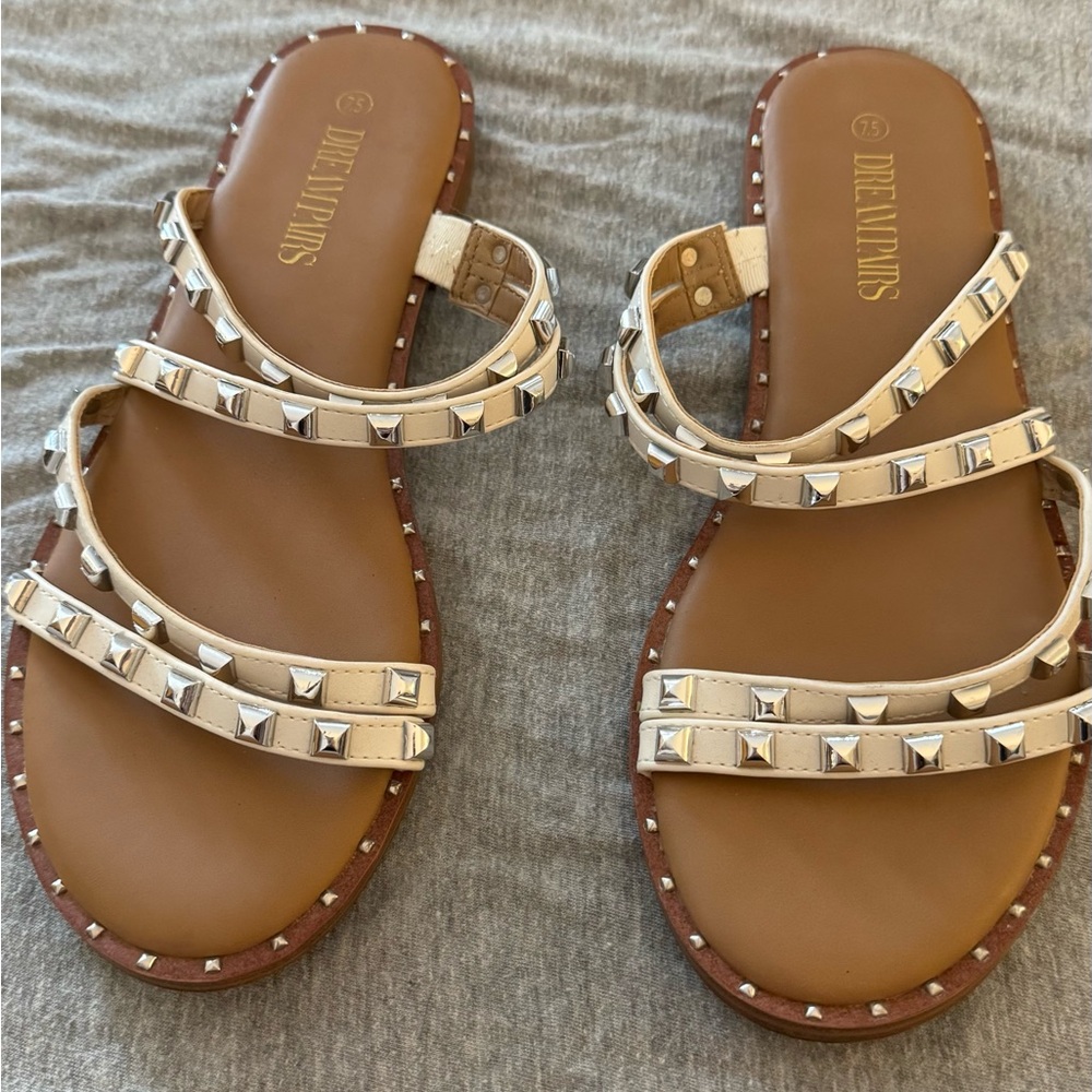 Dream Pairs Cream Studded Sandals